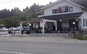 La Roca Guest House